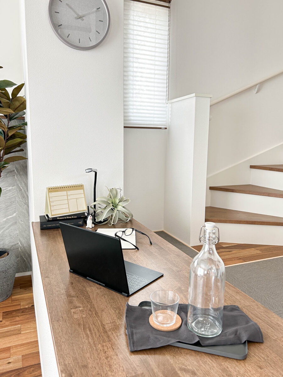 勉強をしたり読書や趣味の時間、在宅ワークなど思い思いの時間を過ごせるカウンター。