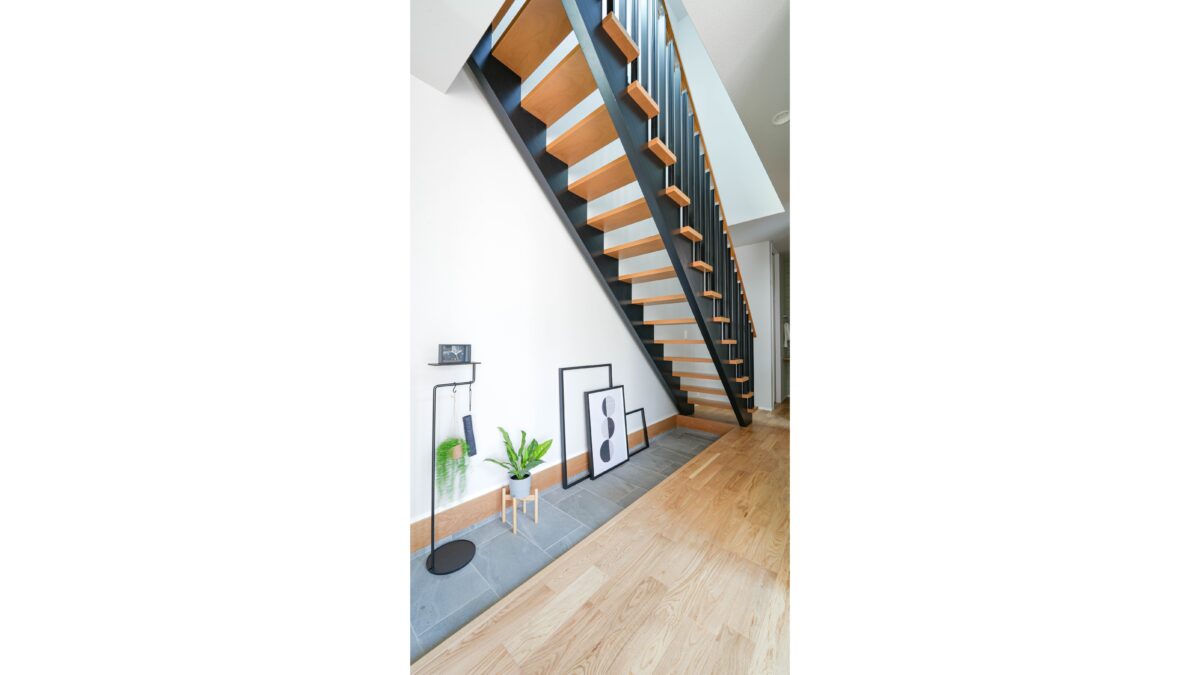 ストリップ階段と小物